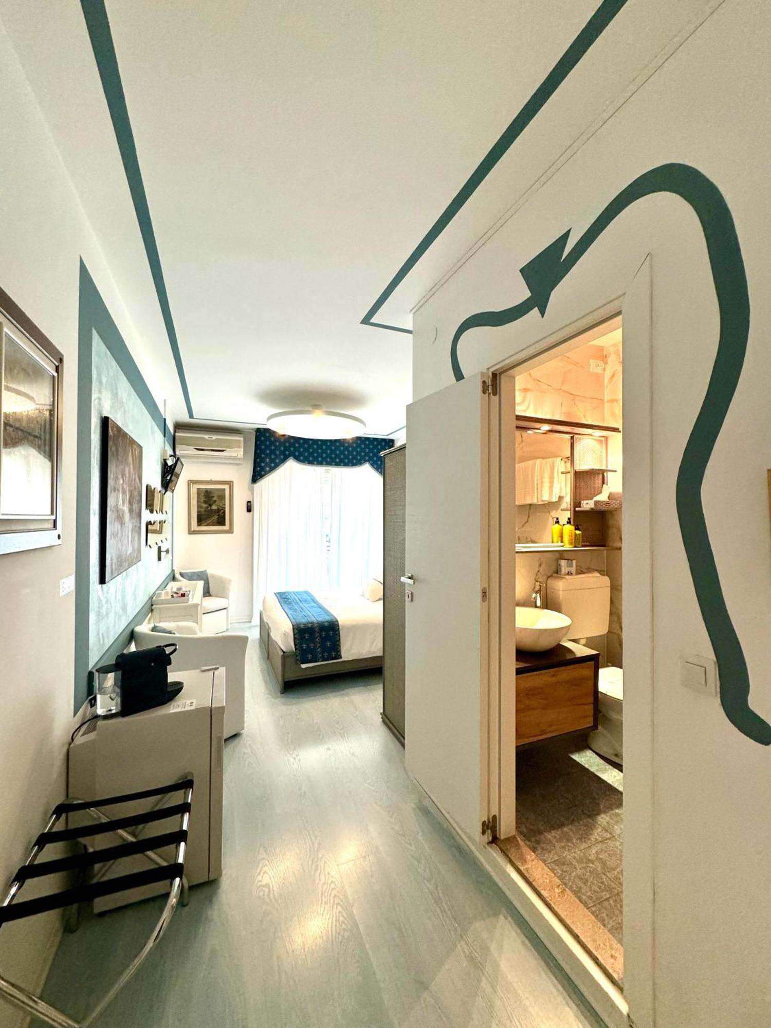Hotel Meublè Tripoli 3*